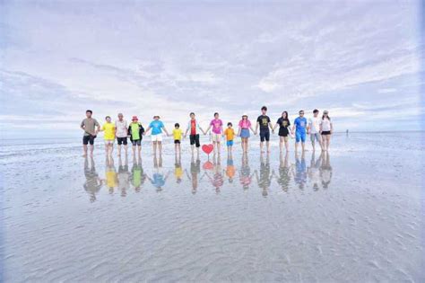 Sky Mirror - Kuala Selangor and Sekinchan Paddy Field Tour | GetYourGuide