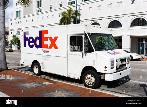 Fedex delivery truck, Miami, Florida, USA Stock Photo: 41315373 - Alamy