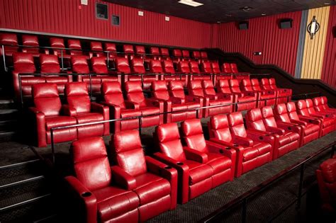 Cedar Rapids Movie Theater Adds New Dining and Luxury Seats