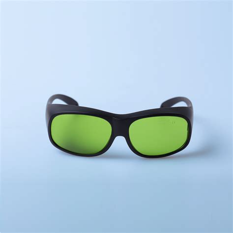 Laser Safety Eyewear Safety Protection Glasses 1000 - 1070 IR LB7 Wavelength Protection Eye ...