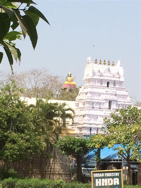 Basar Saraswati Temple - Adilabad - Bewertungen und Fotos