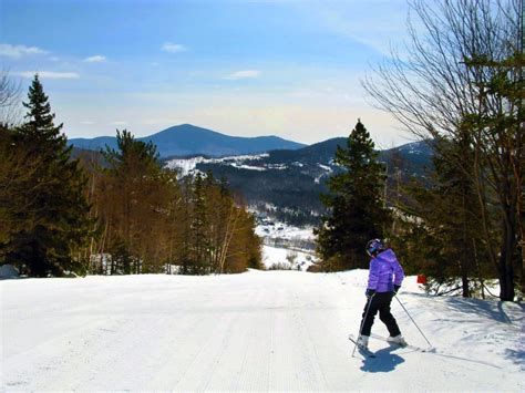 Ski and Stay Weekend in Picturesque Jackson - New Hampshire Magazine