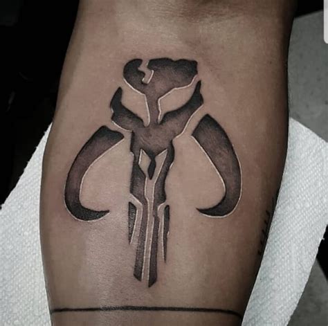 10+ Mandalorian Helmet Tattoo Ideas That Will Blow Your Mind!