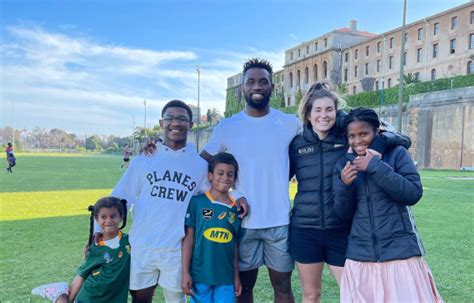 Here's what Siya and Rachel Kolisi did on their CT holiday trip