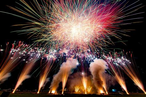 Gunning Fireworks Festival | NSW Holidays & Accommodation, Things to Do, Attractions and Events