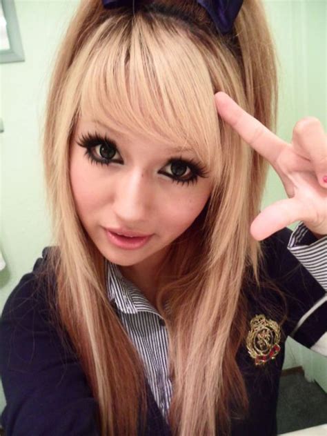 Gaijin Gyaru and Gyaru-O | Gaijin gyaru, Gyaru, Gyaru fashion