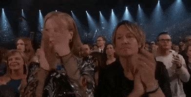 Nicole Kidman Clapping GIFs - Find & Share on GIPHY