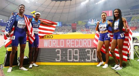 USA smashes world record in mixed 4x400m relay | Sports 24 Ghana