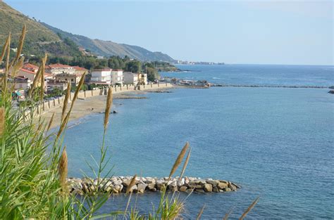 Spiaggia di Agnone in Cilento (Campania): spiagge italiane su trovaspiagge.it