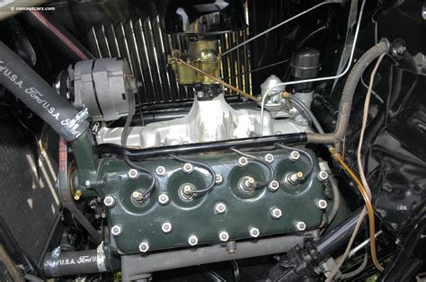 1932 Ford V-8 Model 18 Image. Photo 41 of 76