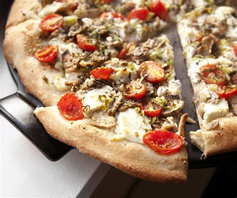 Goat Cheese, Mushroom & Grape Tomato Pizza