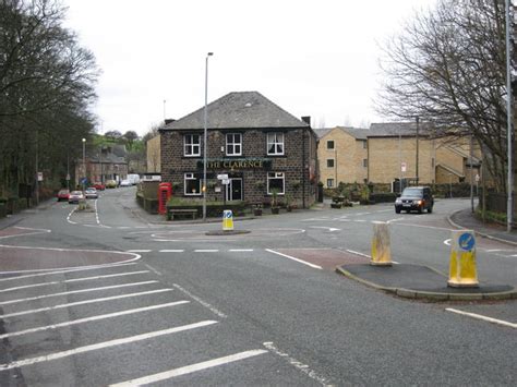 Clarence Hotel © Paul Anderson cc-by-sa/2.0 :: Geograph Britain and Ireland