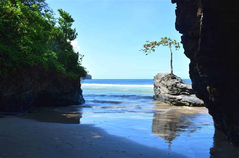 6 REASONS TO VISIT THIS UNIQUE BEACH IN TRINIDAD - Travel Bliss Now