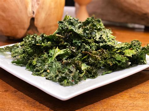 Spicy Kale Chips – Clean Food Cafe