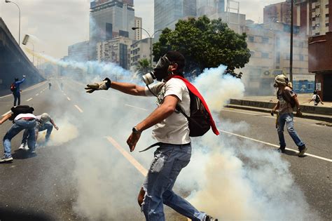 Venezuela: Massive Anti-Government Protests Leaves Two Dead | TIME