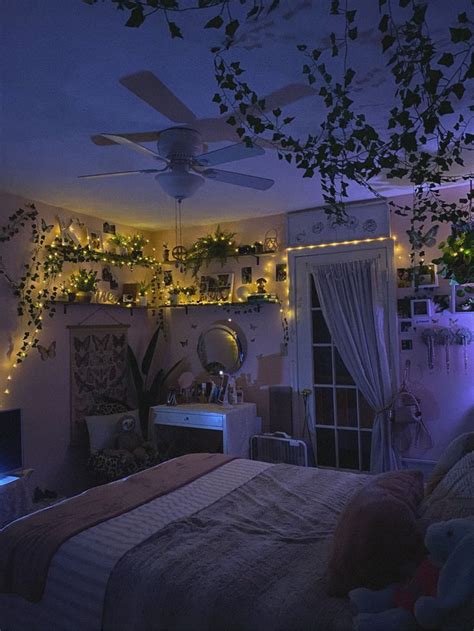 aesthetic room | Dreamy room, Grunge room, Grunge bedroom