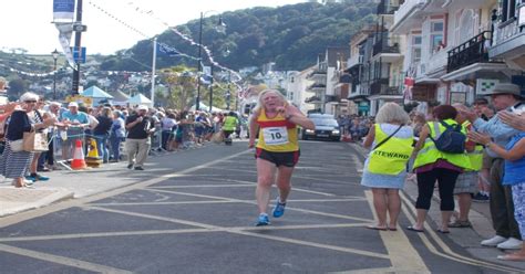 Dartmouth Regatta Road Race 2021 - Running in S Embankment, Dartmouth ...