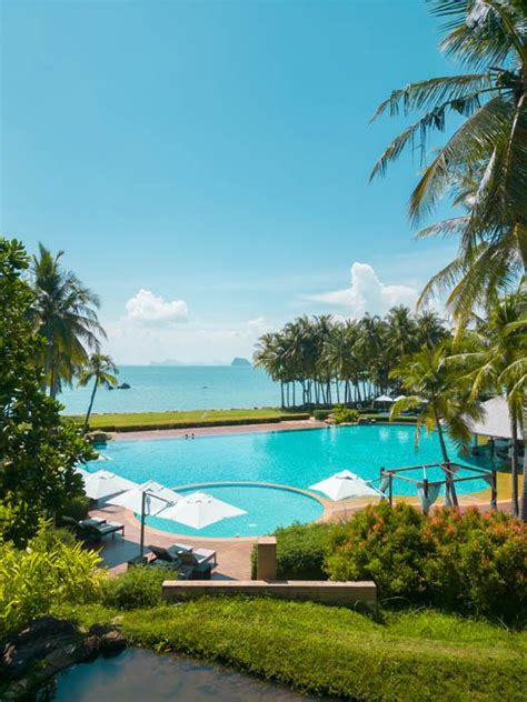 Phulay Bay, a Ritz-Carlton Reserve: Luxury Hotel Review