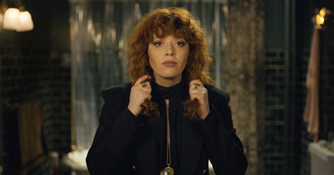 Natasha Lyonne Dies In Russian Doll Trailer On Netflix