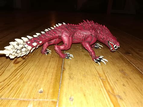 Wanted to share the 3d printed Odogaron my friends gave me. : r/MonsterHunter