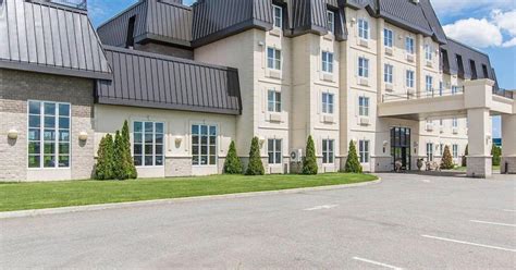 Comfort Inn & Suites from ₹ 5,827. Lévis Hotel Deals & Reviews - KAYAK