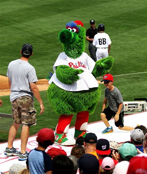 HD wallpaper: phillie phanatic, phillies, baseball, mascot, allentown ...