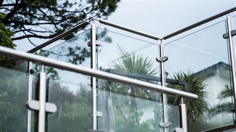 Top-Quality Glass Railing Installation Services