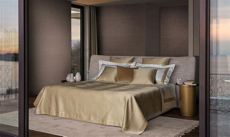 Luxury Bedding | Fine Linens | Frette