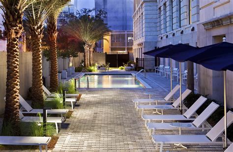 Le Méridien Tampa pool at dusk. | Tampa hotels, Florida hotels, Historic hotels