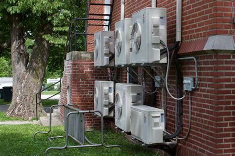 Cooling down a century-old Missouri school with electric HVAC - Construction Specifier