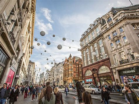 Oxford Street in London, UK | Sygic Travel