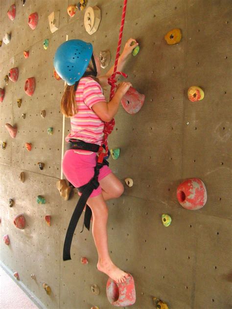 Indoor Rock Climbing - Medeba