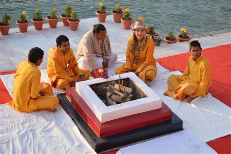 Rishikesh Inside!: Parmarth Niketan Ashram