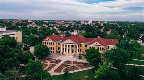 Fort Hays State University Announces Summer 2020 Graduates - Fort Hays State University (FHSU)