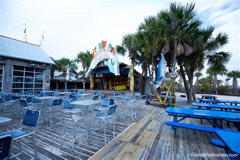 Unbiased Review of Flounder's Chowder House in Pensacola Beach