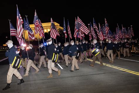 Videos: Neo-Nazi Patriot Front Marches in Indiana Yelling 'Reclaim America' - TrendRadars UK