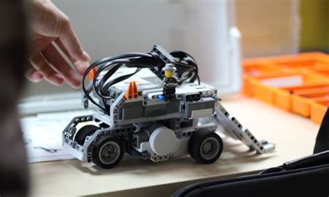 Top 25+ Mind-Blowing DIY Robotics Projects Ideas 2023