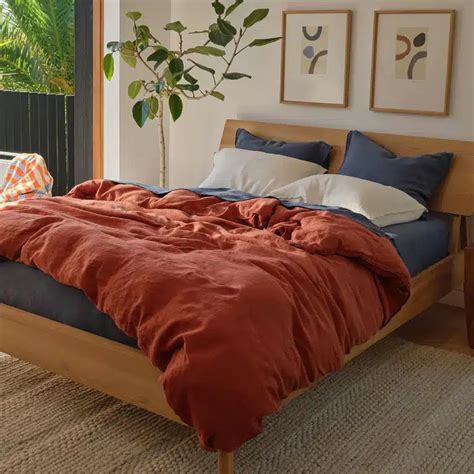 7 Affordable Linen Sheets You Need To Sleep On | Elfin View