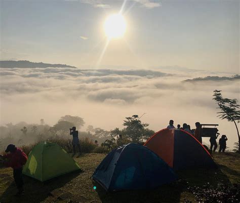 Catch the Sea Clouds in These Breathtaking Spots in the Philippines - Camella Homes