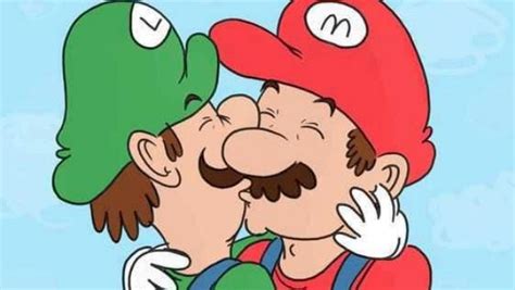 Mario and Luigi Kissing | Know Your Meme