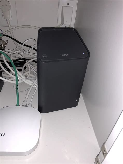 What is this (black) Xfinity gateway/modem/phone? Does it have the same ...