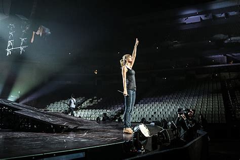 See Taylor Swift Rehearsing for Her RED Tour [Pics]