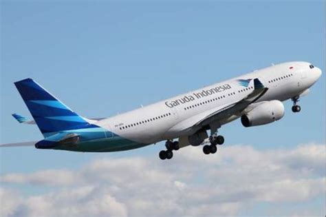 Pesawat Boeing 737-800 Garuda Indonesia Akan Uji Terbang Pakai Bioavtur ...