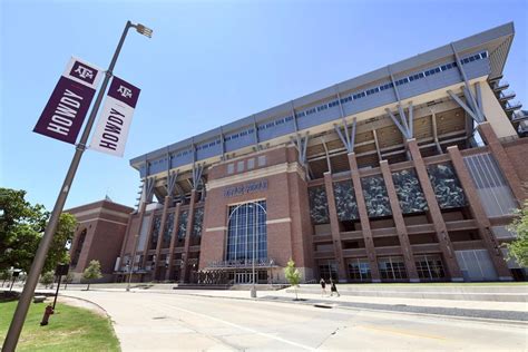 Texas A&M plans phased approach to reopening campus to visitors | Texas ...