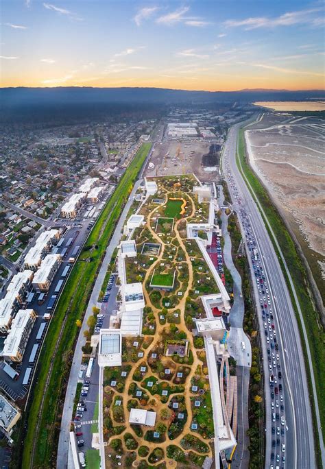 Trippy drone view of The roof of #Facebook HQ in Menlo Park - # ...