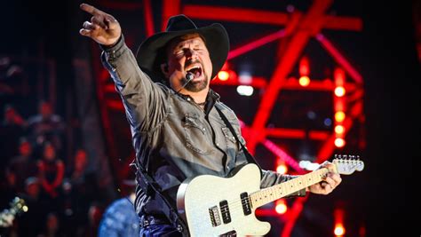 Garth Brooks Announces Release Date For 'Fun' And 'Triple Live Deluxe' | iHeart