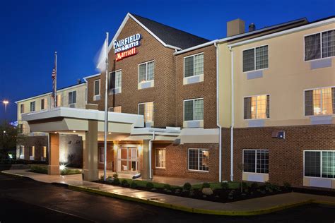 Fairfield Inn & Suites by Marriott- Tourist Class Cincinnati, OH Hotels ...
