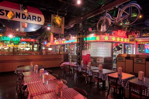 For Portillo’s, shrinking dining rooms are the way of the future