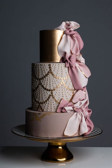 Creative Wedding Cake Designs to Inspire Your Confection