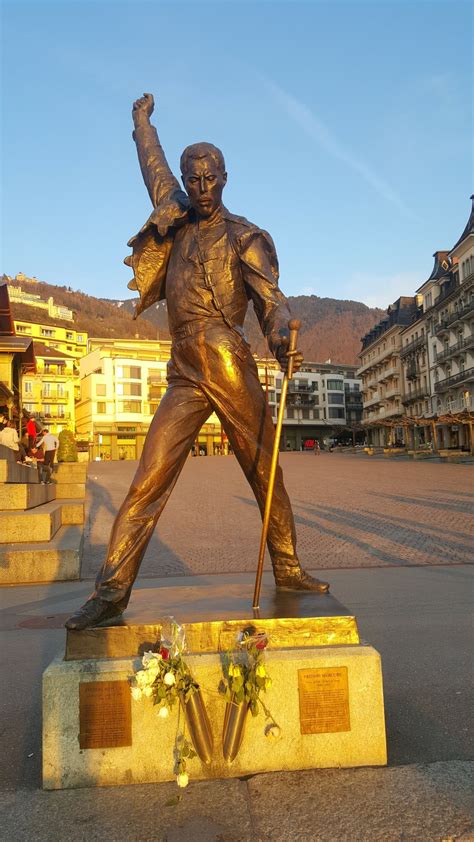 Freddie Mercury Statue